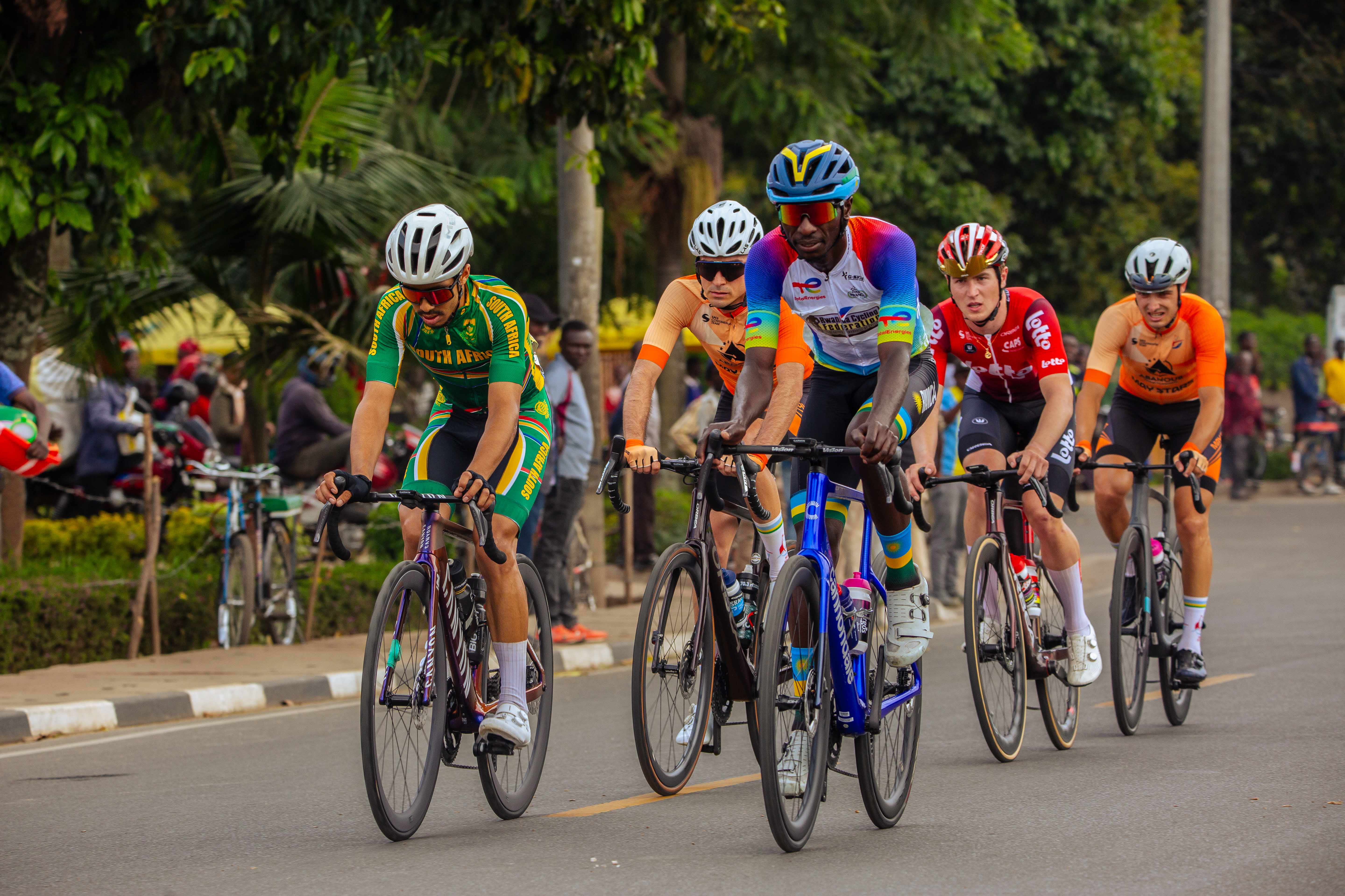 4-Day Scenic Cycling and Culture Tour